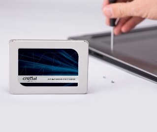 Crucial MX500 500GB 3D NAND SATA 2.5 Inch Internal SSD - Up to 560MB/s - CT500MX500SSD1